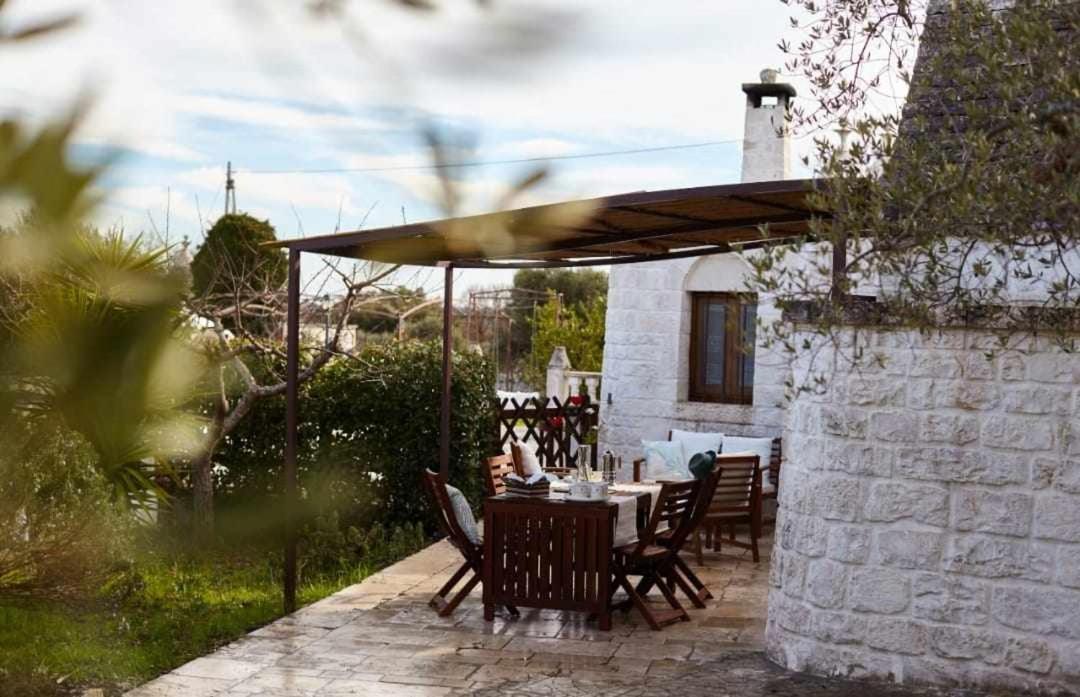 Willa Trulli Azzalema With Exclusive Pool Brindisi Zewnętrze zdjęcie