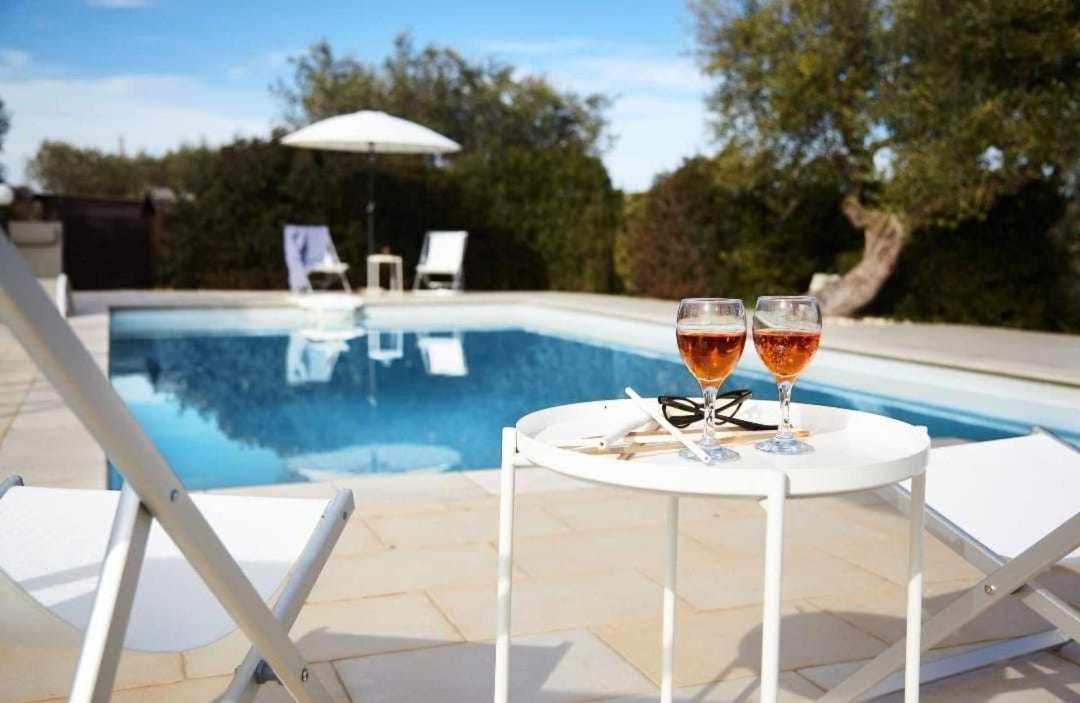 Willa Trulli Azzalema With Exclusive Pool Brindisi Zewnętrze zdjęcie