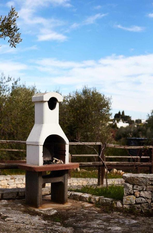 Willa Trulli Azzalema With Exclusive Pool Brindisi Zewnętrze zdjęcie